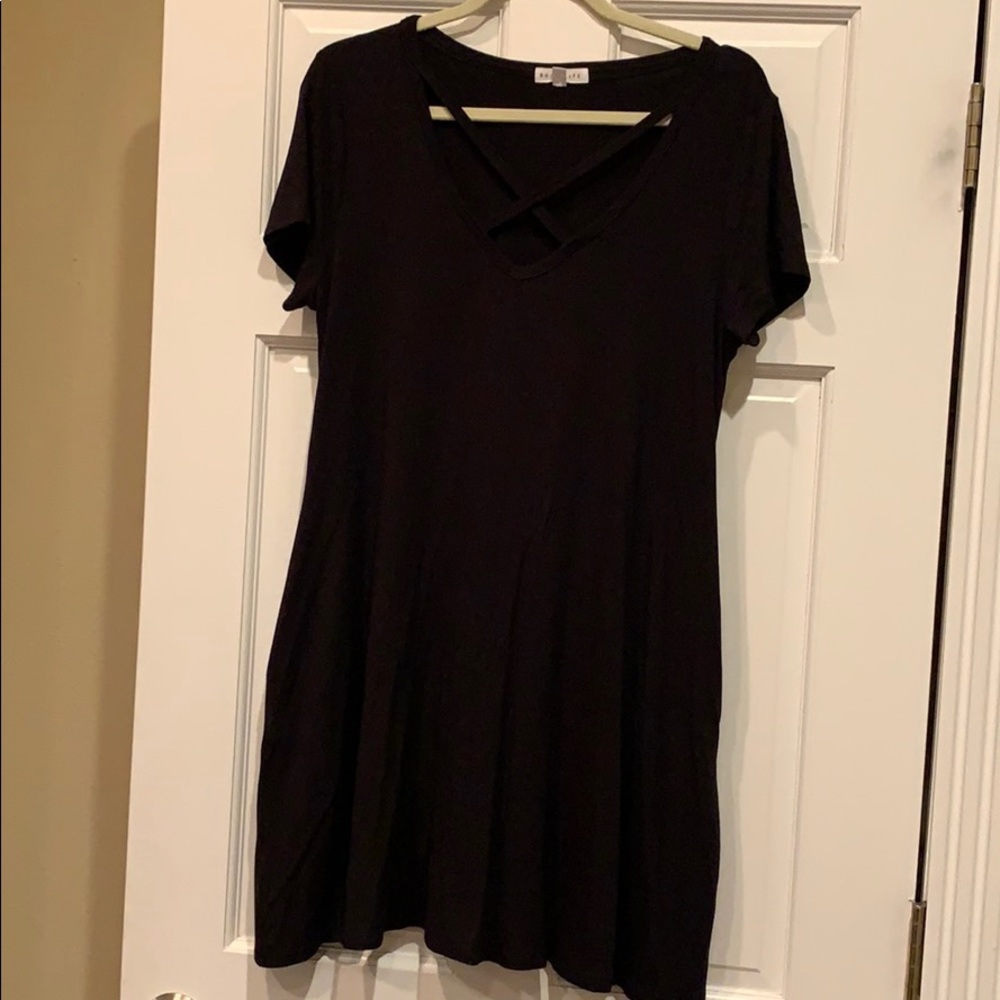 Socialite black swing dress. Size large.